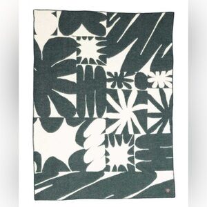 Norden X Chaz Bear Wool Throw